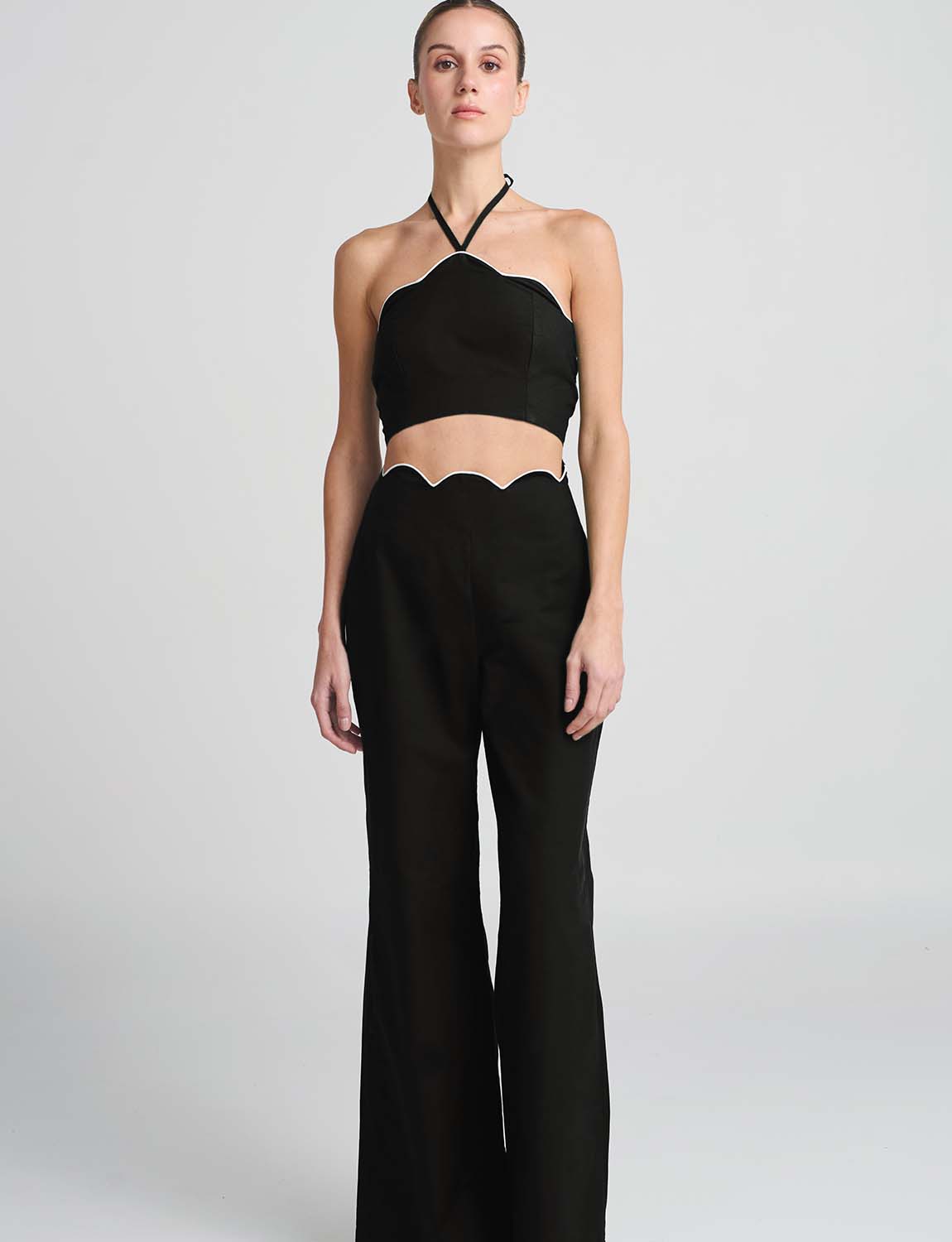 Crop Top Noir Delusion