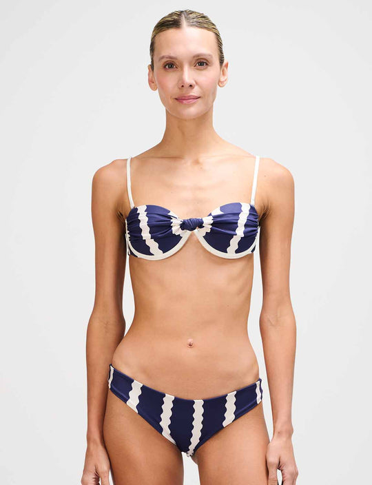 Bottom Classic Mareva