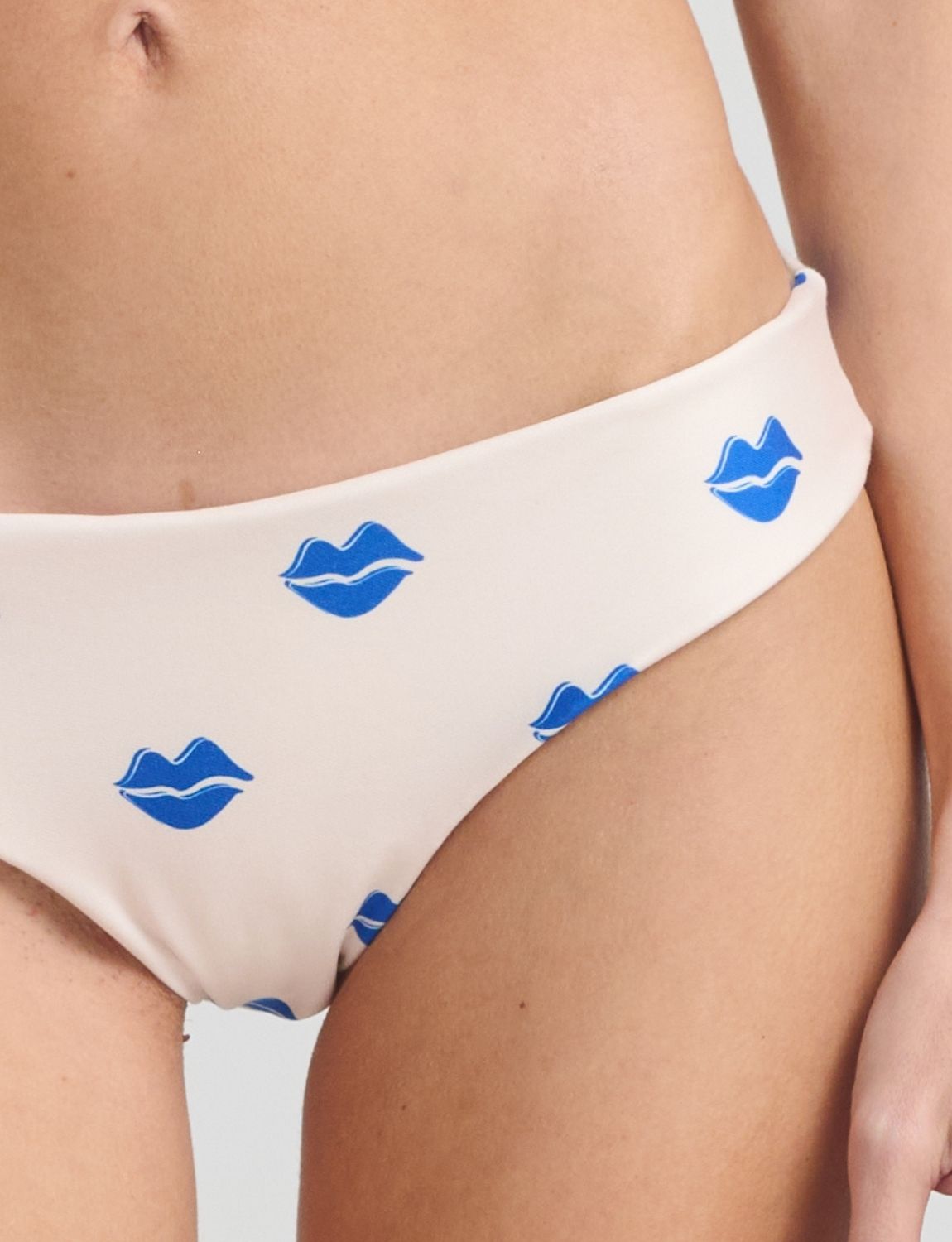 Bottom Classics Lunara